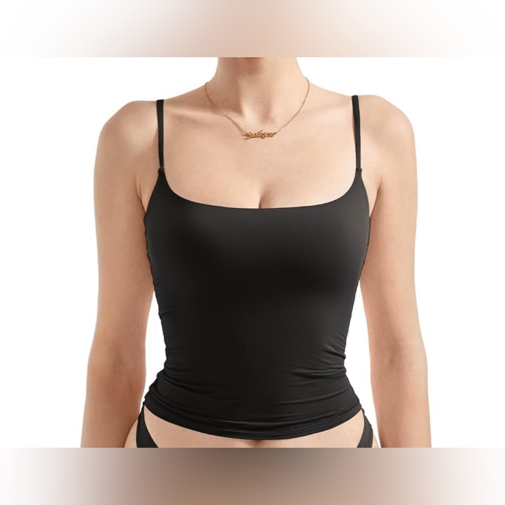NWOT  black cami crop